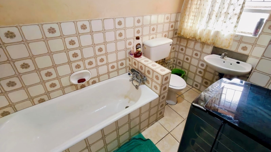 3 Bedroom Property for Sale in Potchefstroom North West